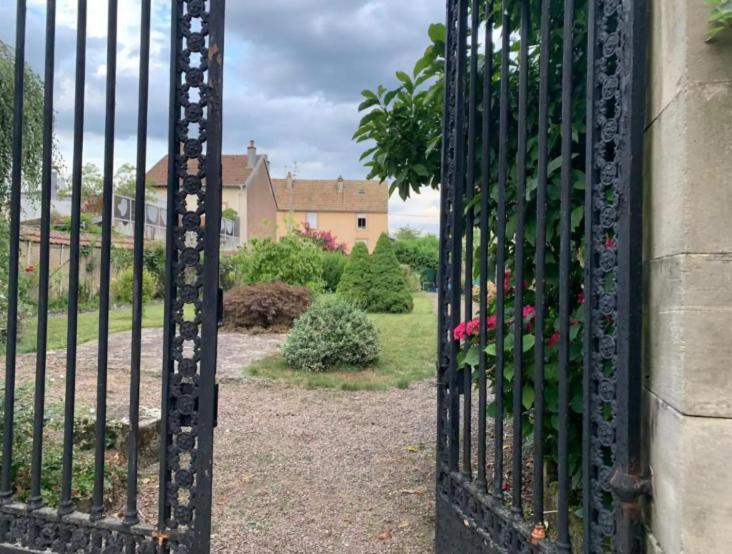 Les Jardins D'Elise, Calme Et Verdure A Lure 吕尔 外观 照片